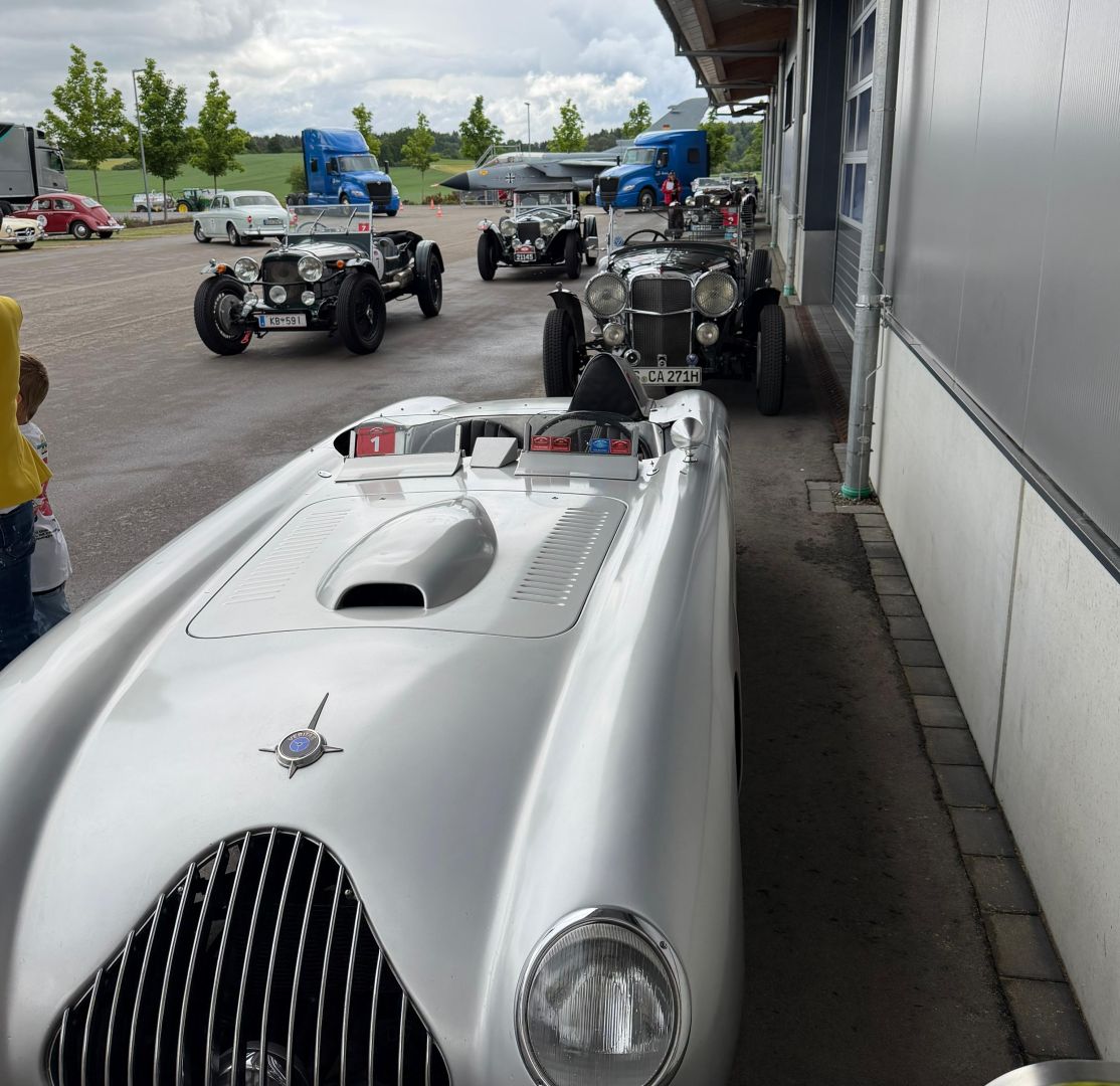 13. Paul Pietsch Classic: Mehr als 100 Oldtimer zu Gast bei Paravan in Aichelau
