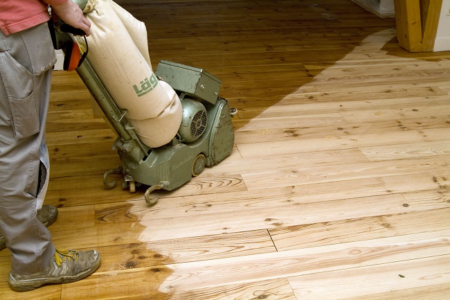 Tipps für Heimwerker: Alte Dielen wieder aufarbeiten