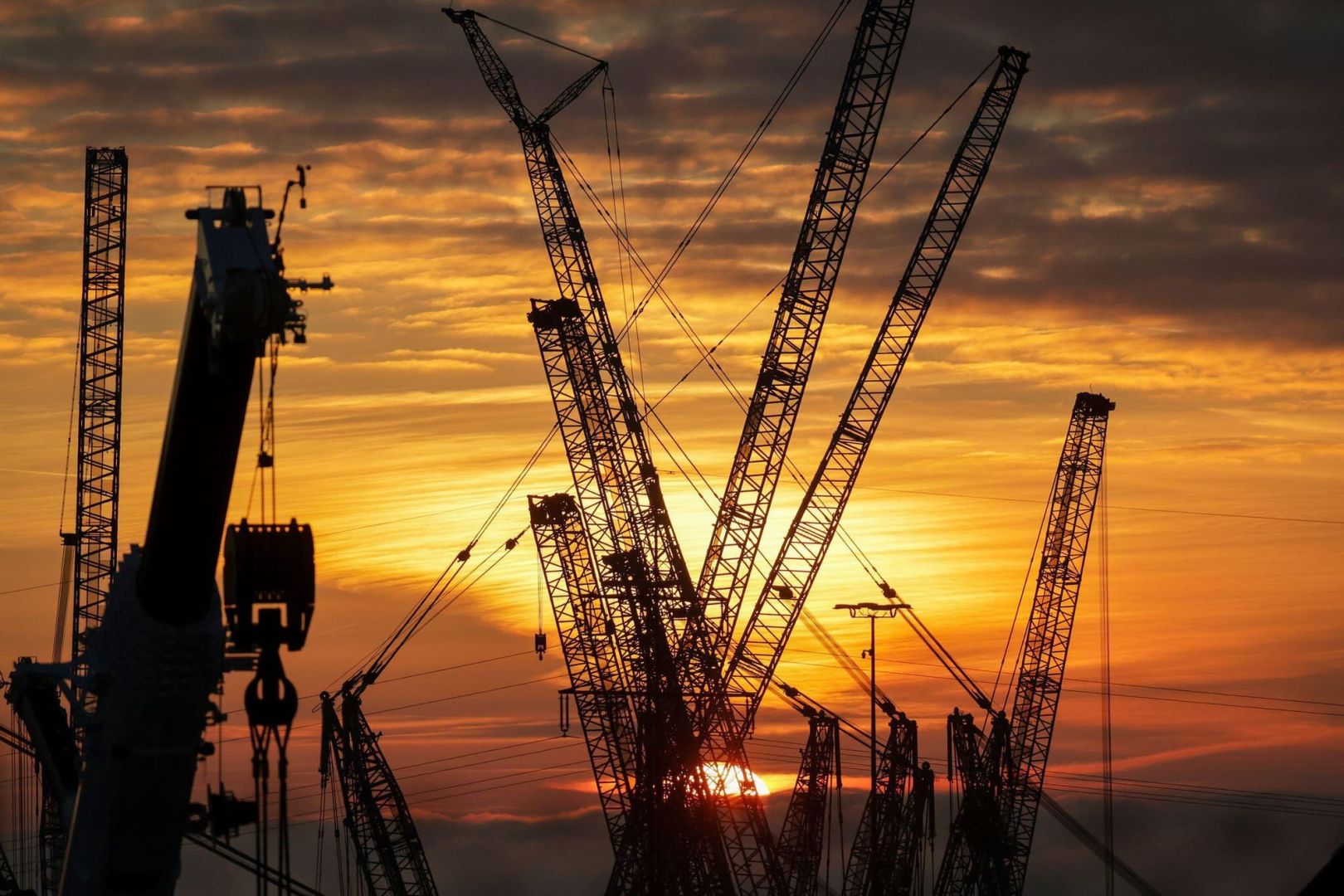 Stagflation-Schock zerstört den Aufschwung: Warum Deutschlands Industriemodell jetzt vor dem Kollaps steht