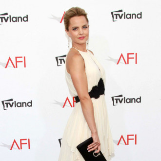 Mena Suvari