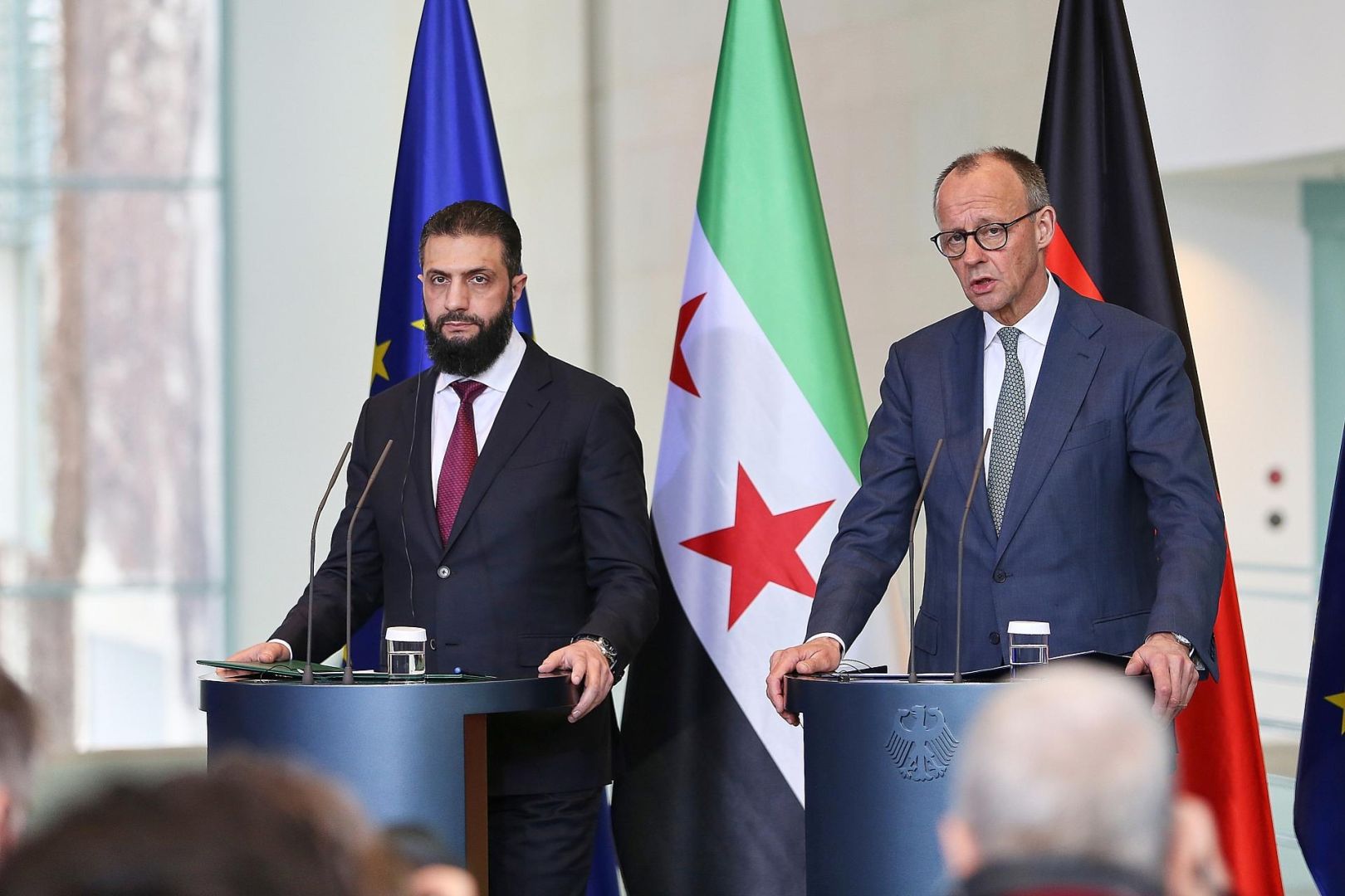 Ahmed al-Scharaa und Friedrich Merz am 30.03.2026