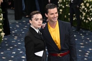 Aimee Lou Wood und Patrick Schwarzenegger
