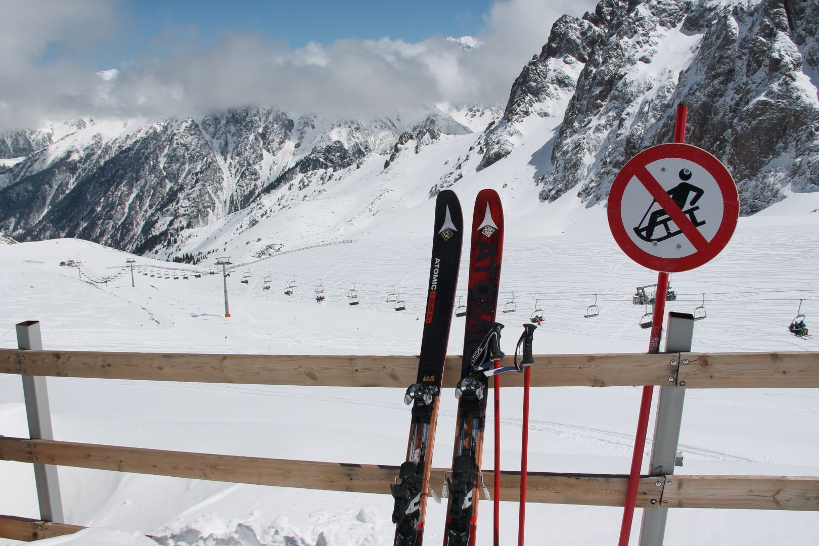Als einziger Reiseveranstalter: Bavaria Fernreisen mit Ski-Urlauben in Kasachstan inklusive Flug