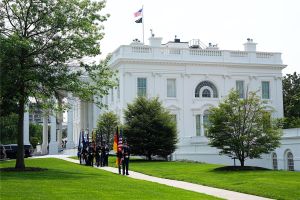 Amerikas Abrechnung: Trumps Sicherheitsstrategie erklärt Europa zum Problemfall