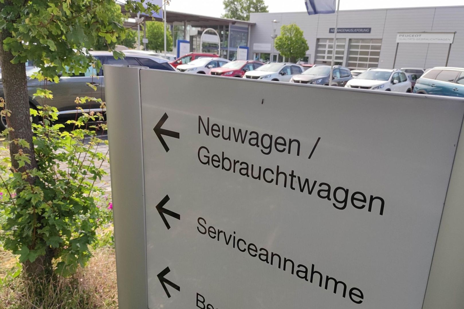 Autohändler (Archiv)