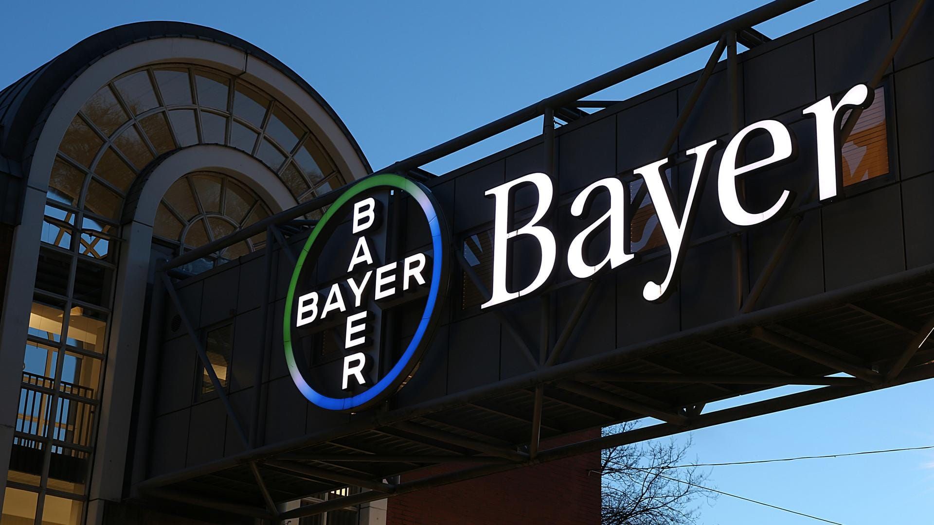 Bayer schlägt die Erwartungen – doch die Rechtslast frisst den Erfolg