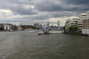 Blick von der London Bridge zur Tower Bridge (Archiv)