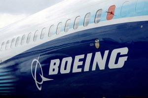 Boeing vor dem Verkauf von Unternehmensteilen – Löhne steigen, Krise bleibt