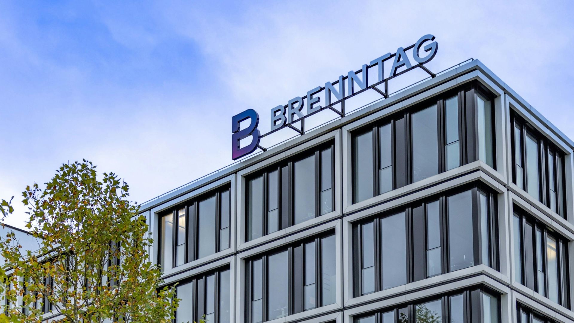 Brenntag: Auf Sparkurs durch die Chemiekrise