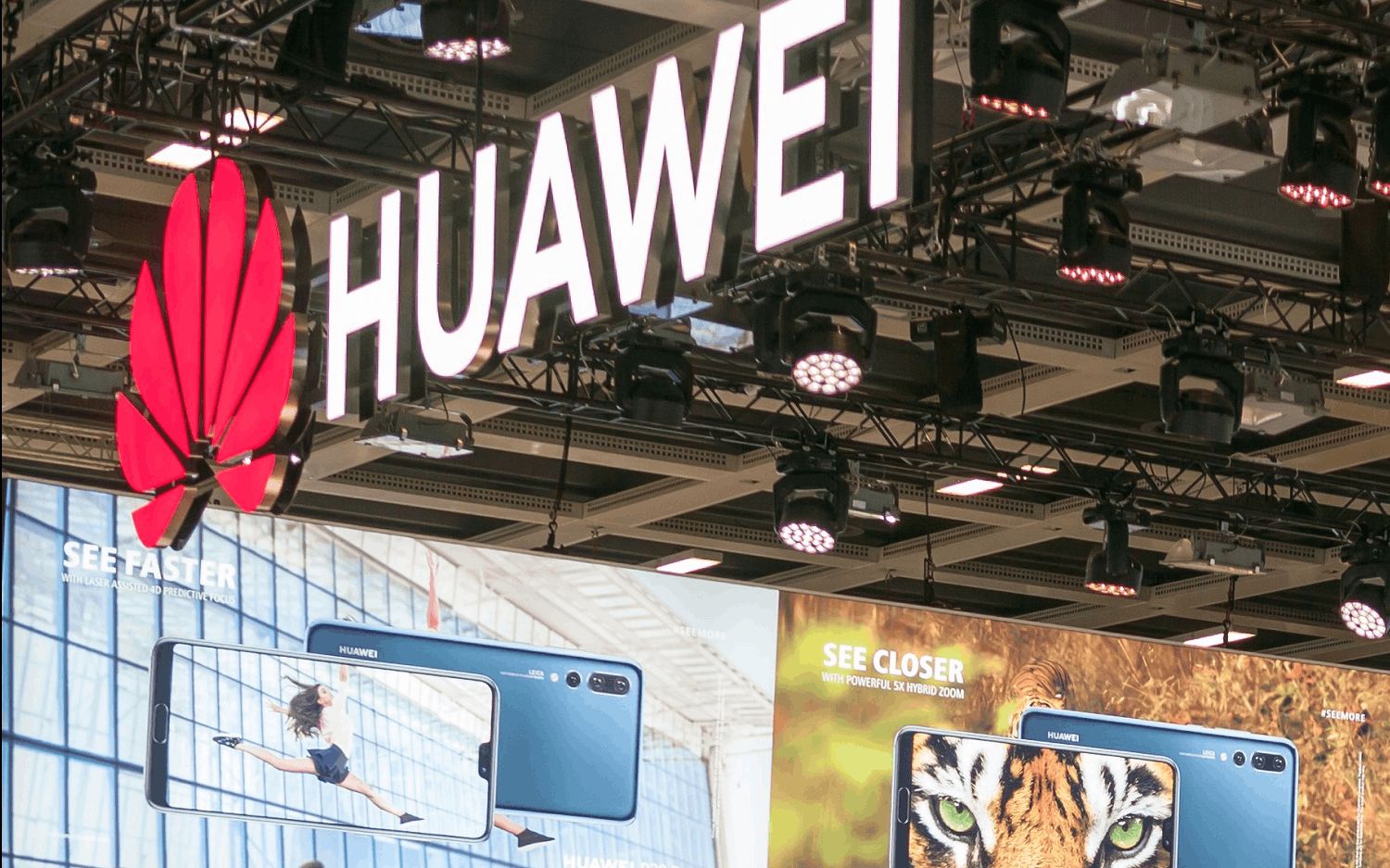 Brüssel warnt Spanien wegen Huawei-Vertrag über Speichern von Abhördaten