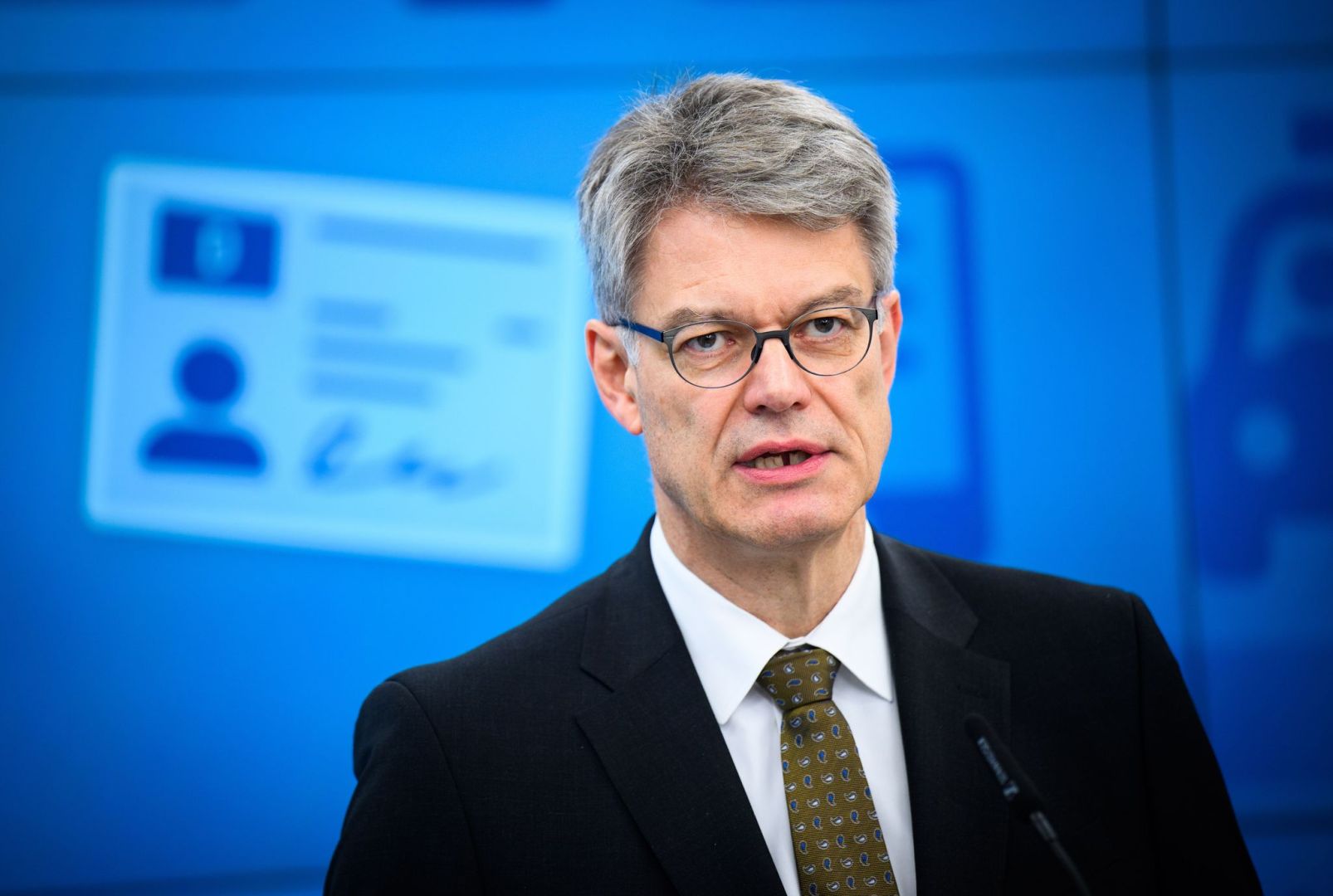 Bundesverkehrsminister zur Fahrschulausbildung