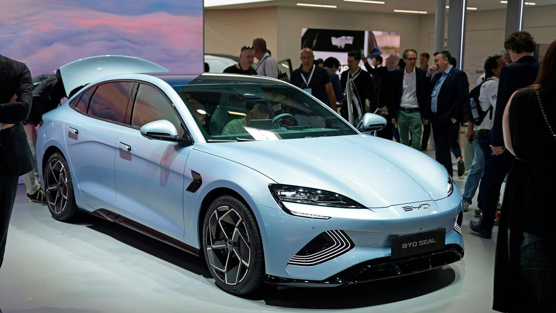 BYD meldet erneuten Rückruf – doch die Aktie bleibt stabil