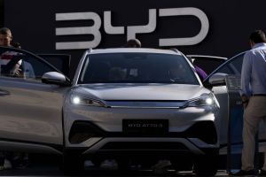 BYD steuert auf Rekordjahr zu: Elektro-Pionier übertrifft alle Erwartungen