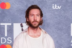 Calvin Harris hat die hartnäckigen Gerüchte über einen angeblichen Streit mit Miley Cyrus zurückgewiesen.