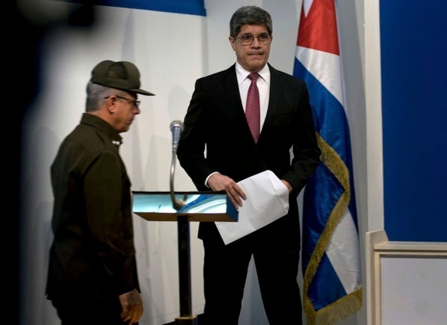 Carlos Fernandez de Cossio