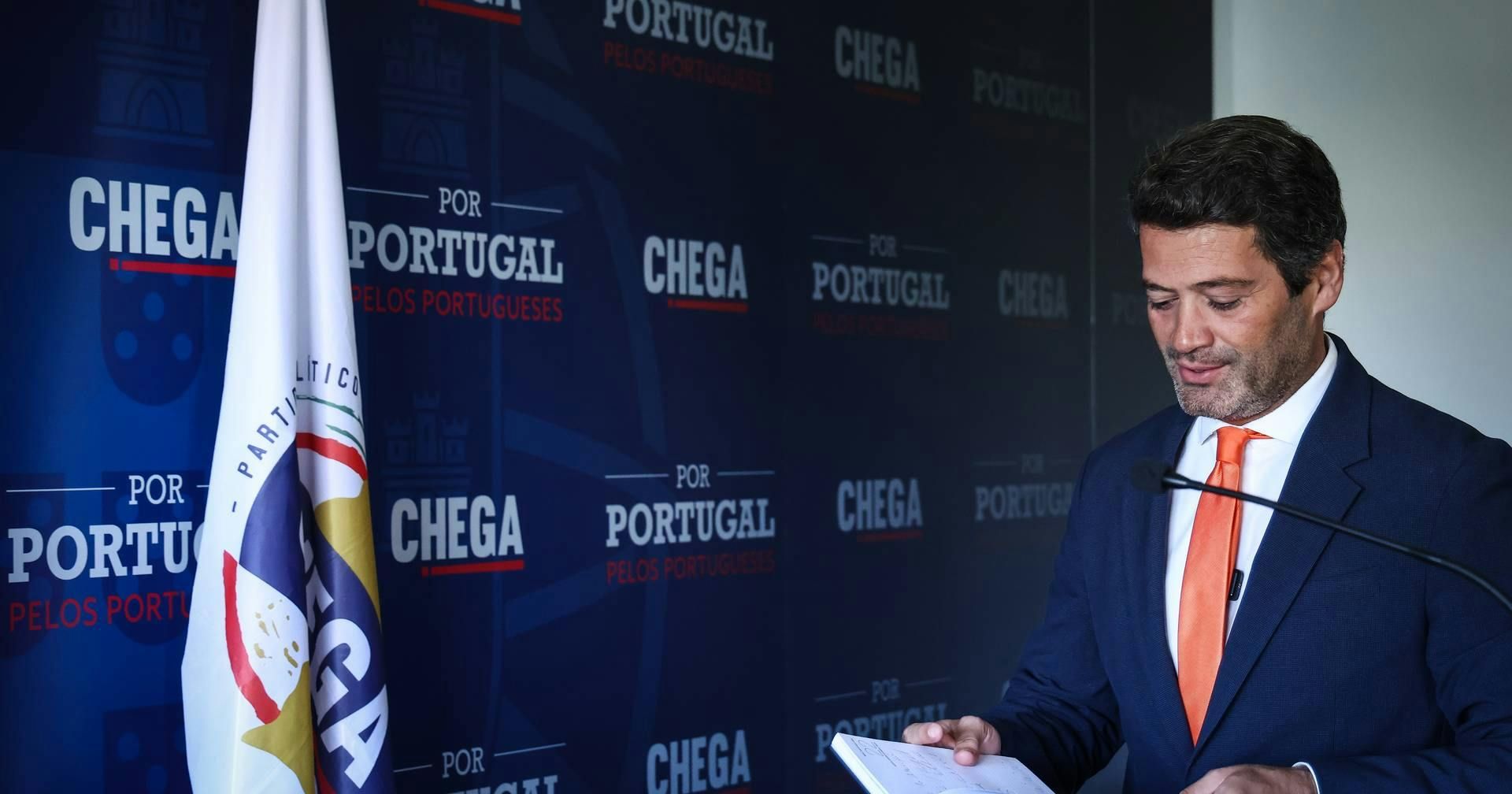 Chega feiert kommunalen Durchbruch – Portugals Rechtspartei stellt erstmals Bürgermeister