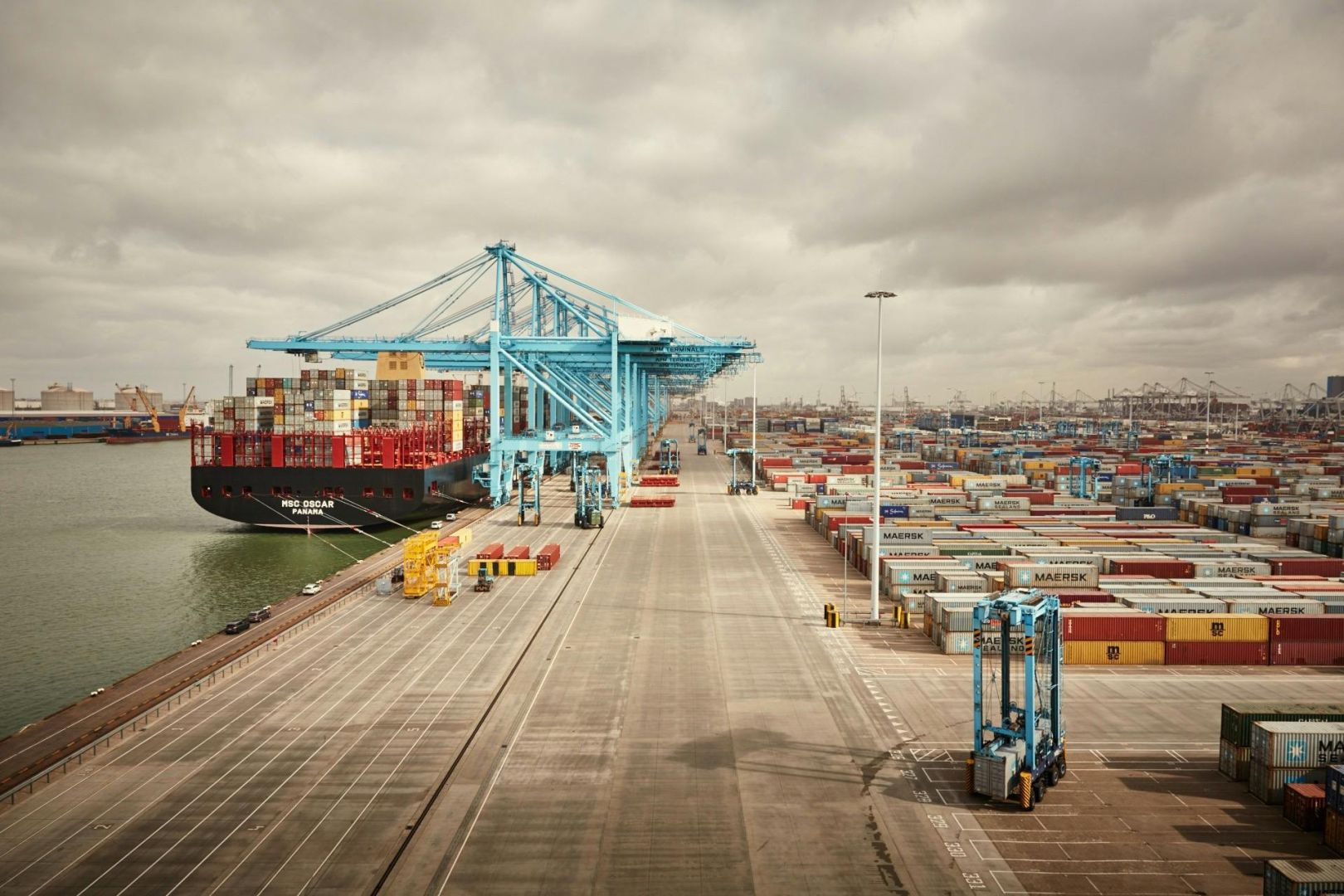 CK Hutchison leitet Schiedsverfahren wegen Panama-Kanal-Urteil ein