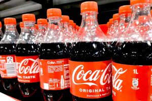 Coca-Cola-Rückruf erreicht Deutschland: Metall in Millionen Flaschen