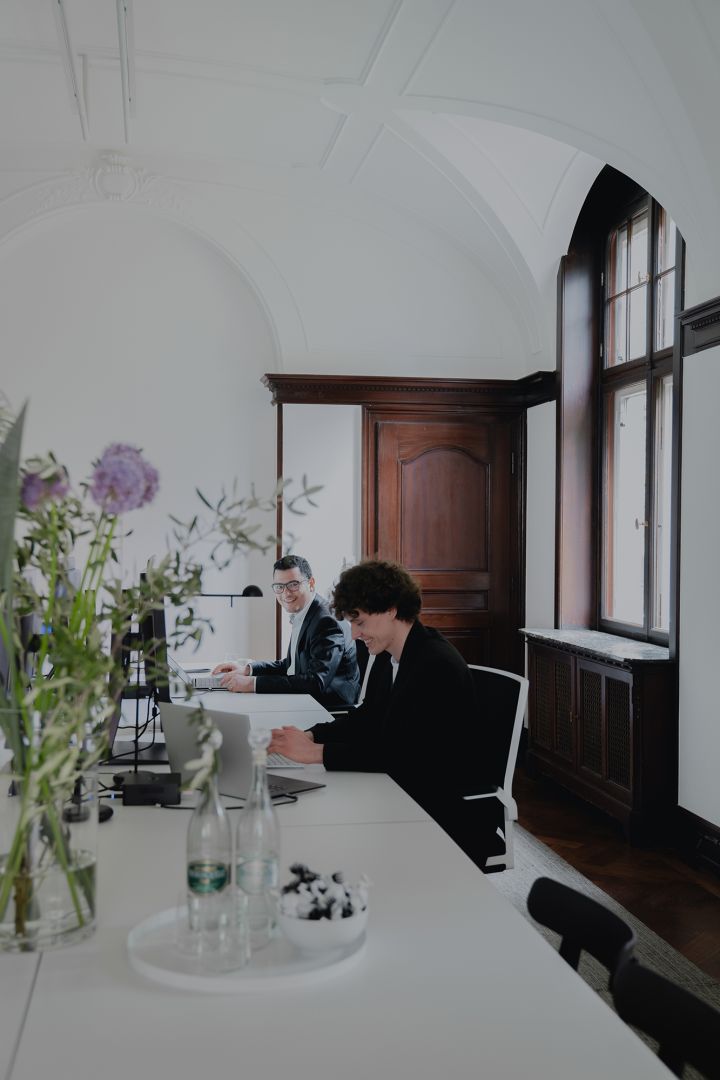 Copy-Paste-Architektur: Warum Frankfurts Bürotürme mehr nach Herstellerkatalog als nach Unternehmenskultur aussehen