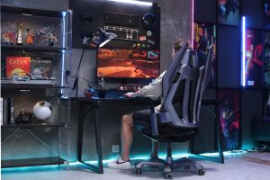 Creative & TGIF: High-End Audio trifft auf ergonomische Gaming-Stühle