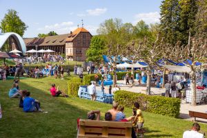 Der 1. Geburtstag der „Wasserkante“ und erfrischende Angebote