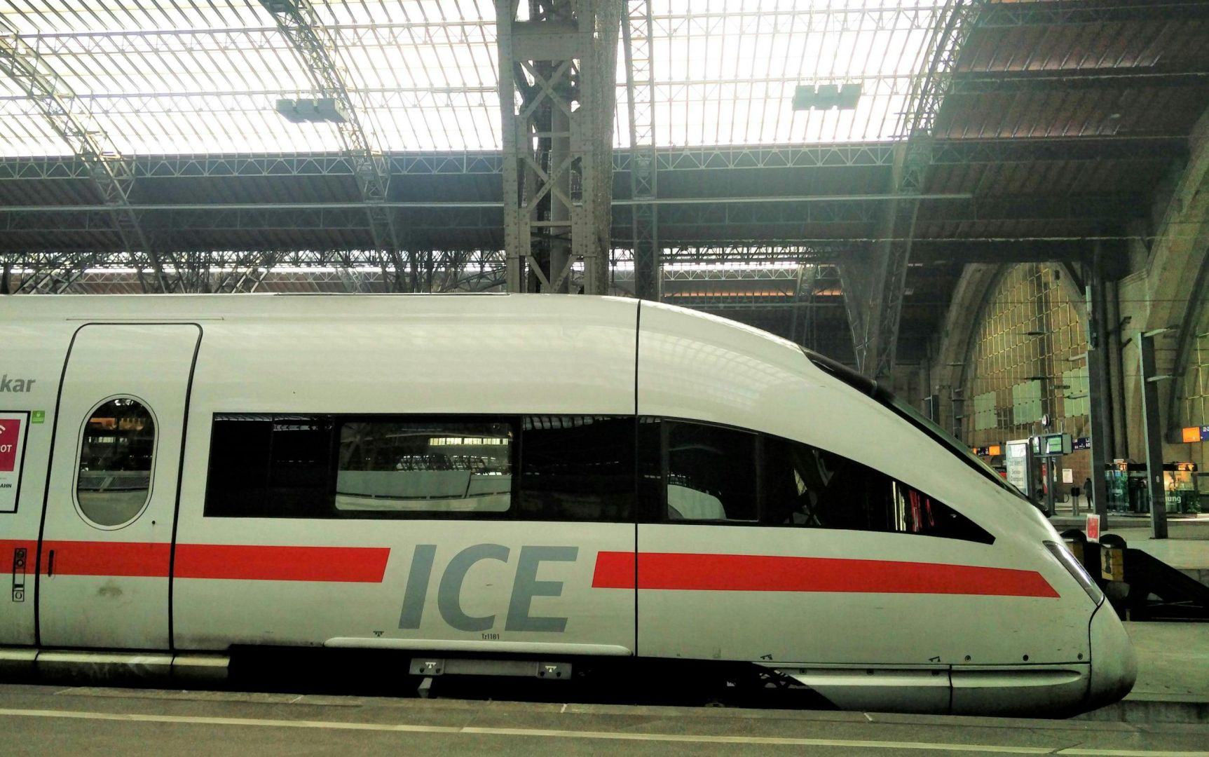 Deutsche Bahn plant 2026 mit operativem Gewinn und Umsatzanstieg