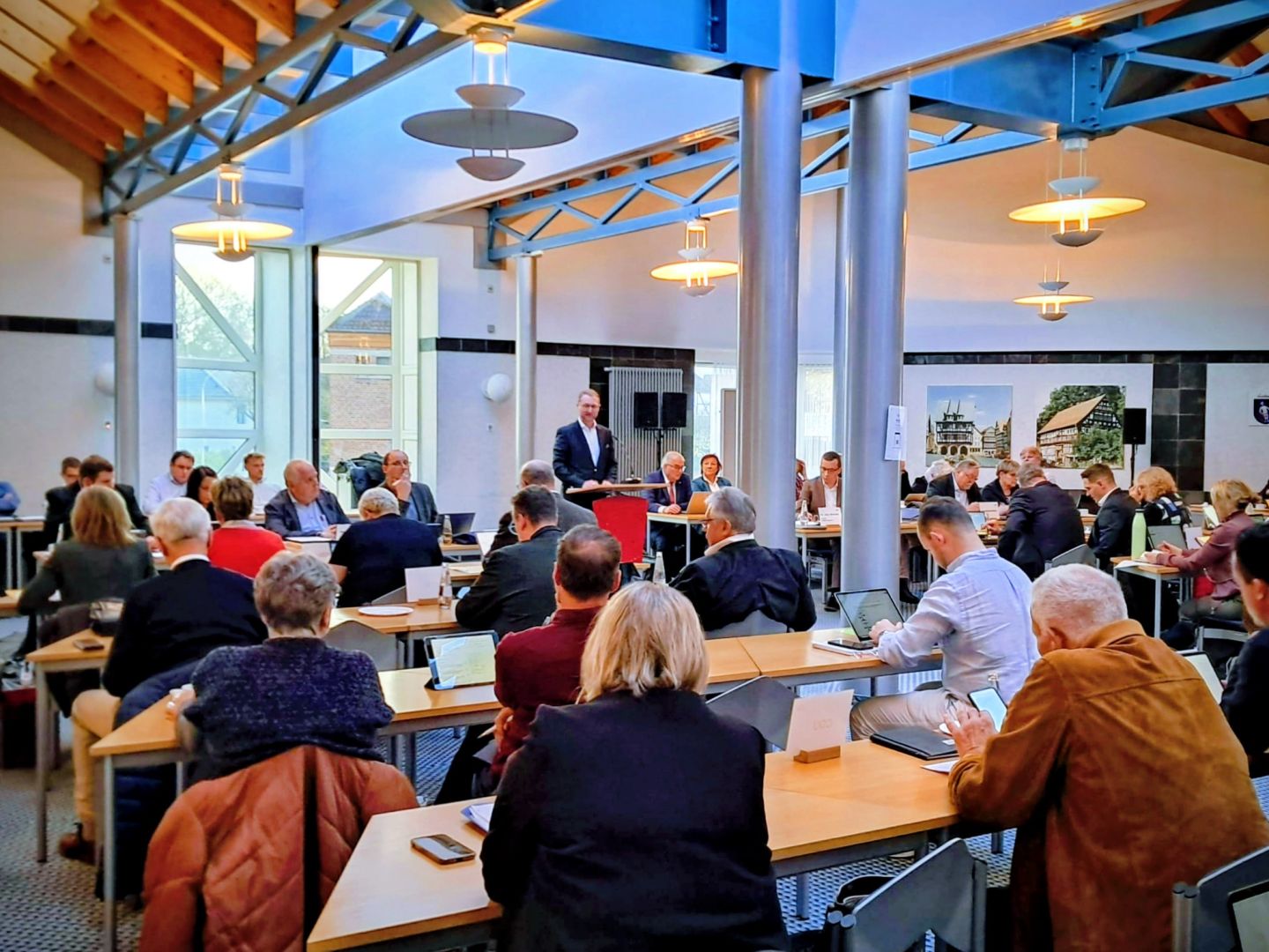 Dr. Mischak: Sozialausgaben auf Dauer nicht finanzierbar