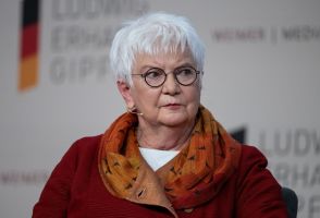 DRK-Präsidentin Gerda Hasselfeldt