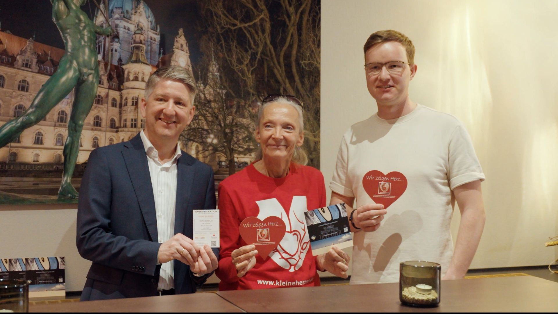 Ein Bild für bunte Balkone