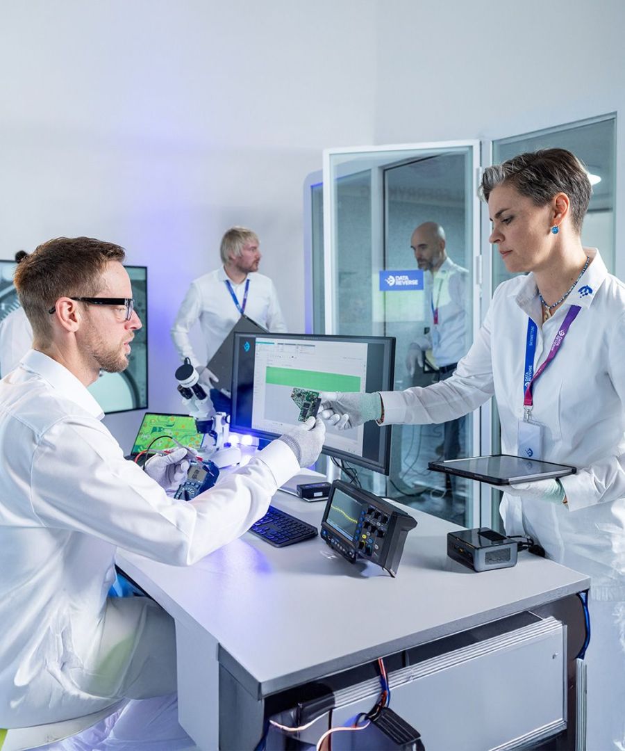 Ein Handwerk mit Zukunft – von Festplattenchirurgen und Cyber-Detektiven