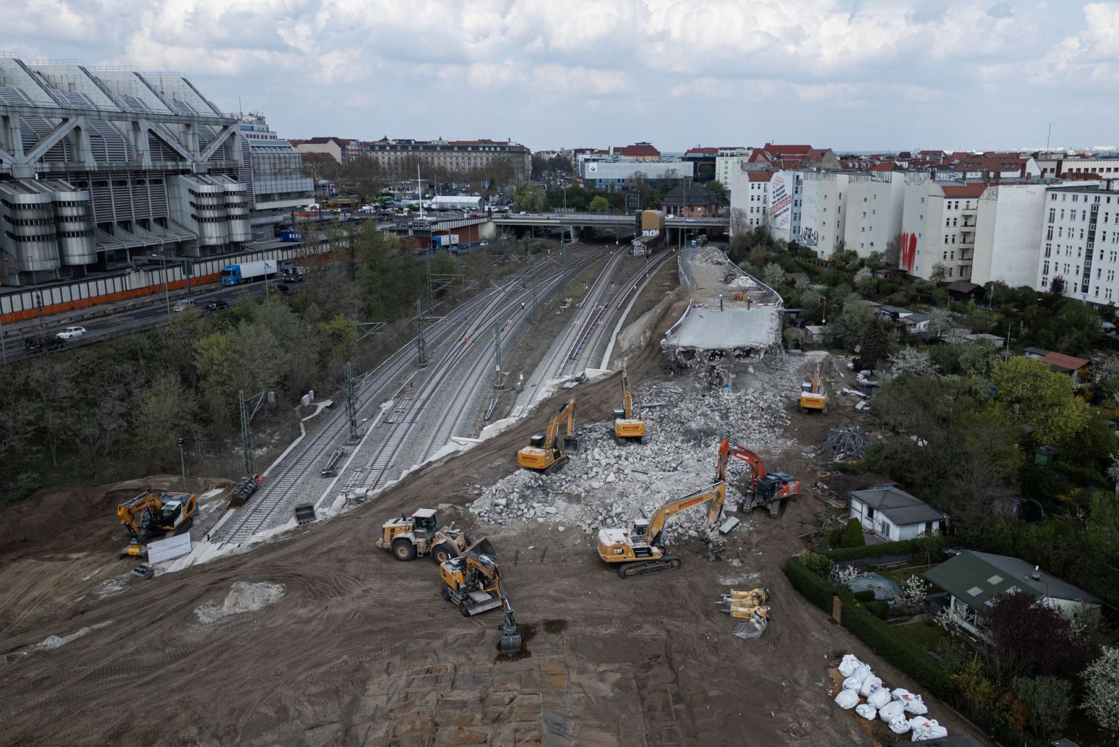Entwicklung bei den Brücken-Abbrucharbeiten in Berlin