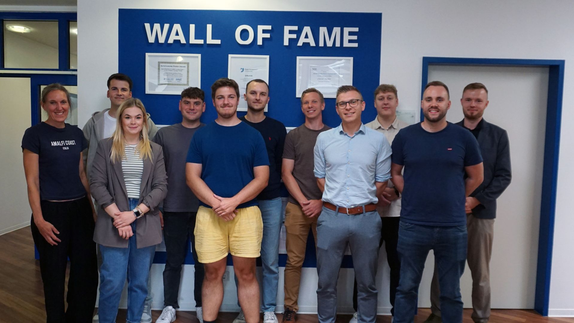 Erfolgreicher Start für 26 Studierende im berufsbegleitenden Studium an der Hochschule Weserbergland