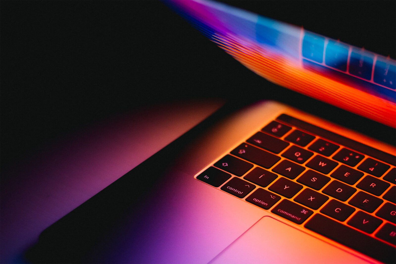 Festplatte wird nicht erkannt: Warum hinter einem scheinbar einfachen IT Problem oft ein kritischer Datenverlust steckt