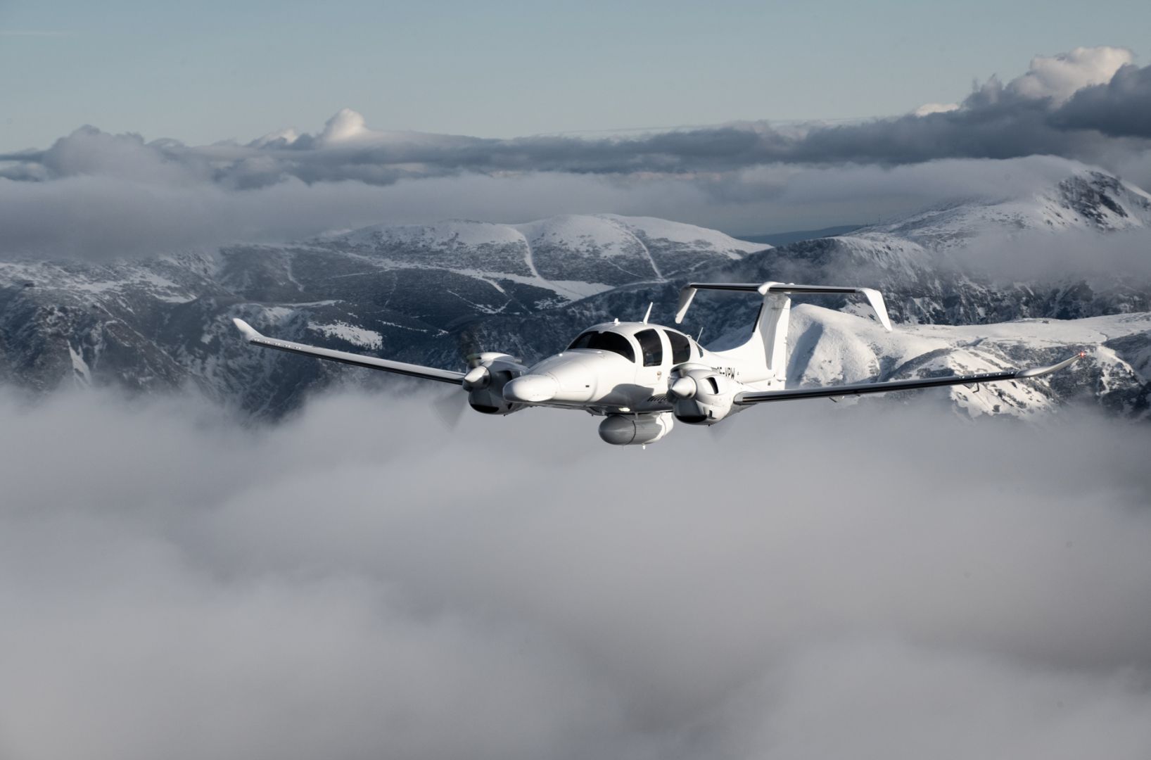 Fliegendes Testlabor für klimafreundliche Luftfahrt: TU Dresden weiht Forschungsflugzeug ein