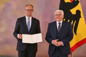 Friedrich Merz und Frank-Walter Steinmeier am 06.05.2025