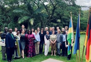 Gedenkstätten-Delegation aus NRW zu Besuch an den Orten des Völkermords in Ruanda