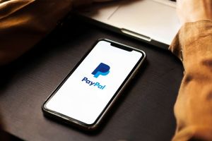 Gefahr bei Paypal: Betrugsmaschen greifen auf Bankkonten zu – Was Sie jetzt wissen müssen