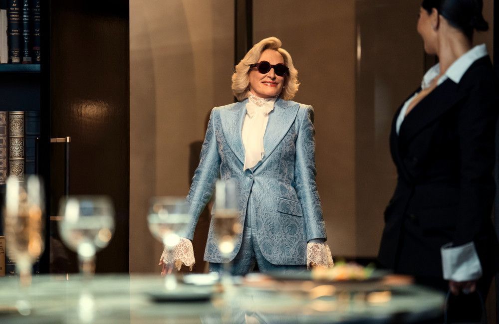 Glenn Close verteidigt 'All's Fair' nach vielen Kritiken.