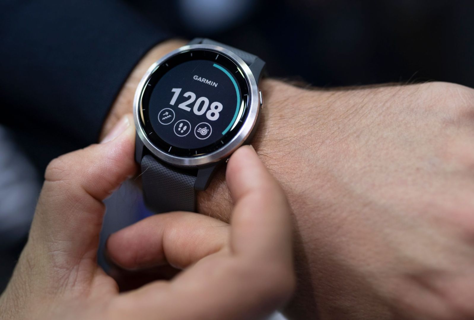 GPS-Smartwatch Vivoactiv von Garmin