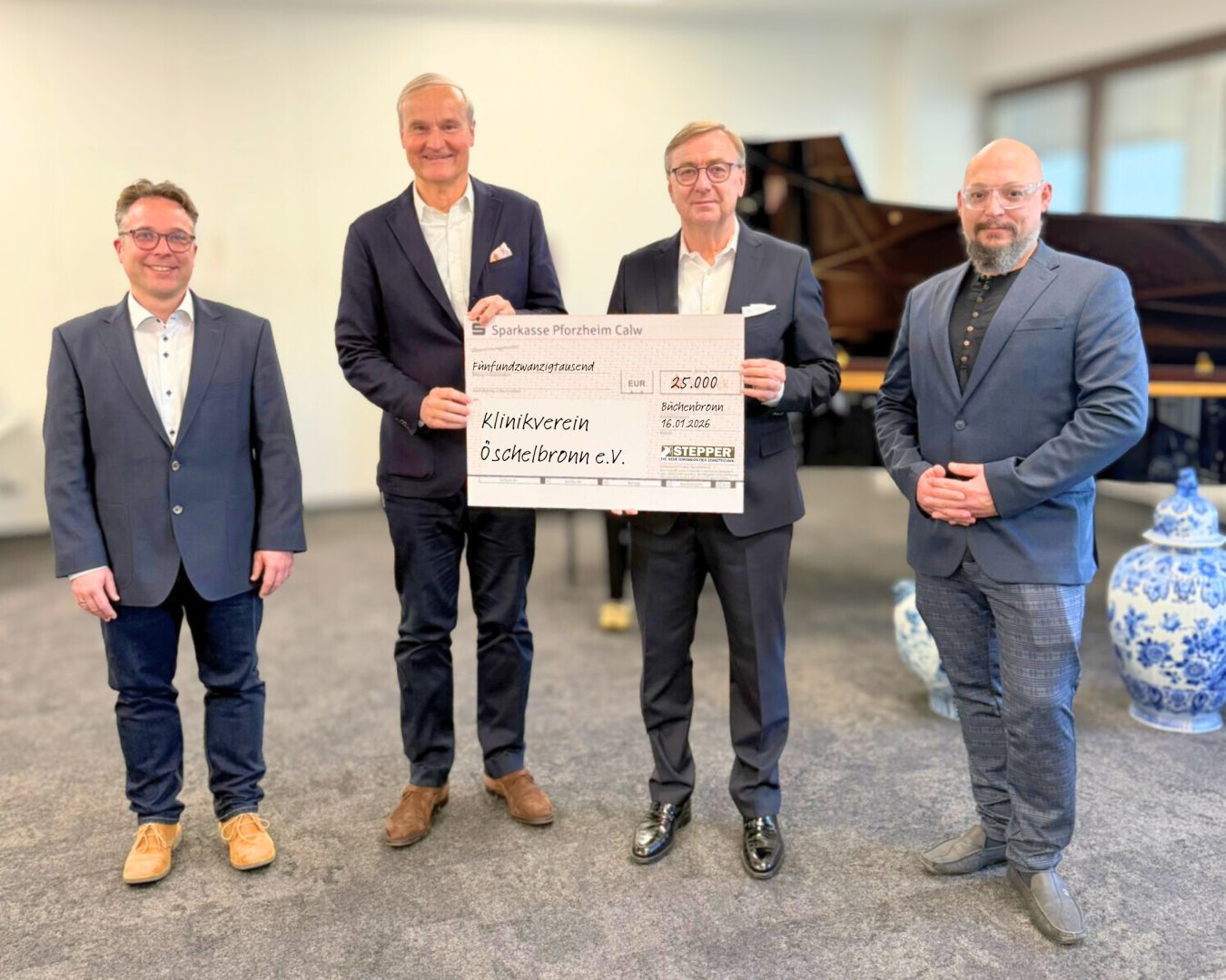 Großzügige Spende für die Klinik Öschelbronn – Familie Stepper setzt Zeichen der Verbundenheit