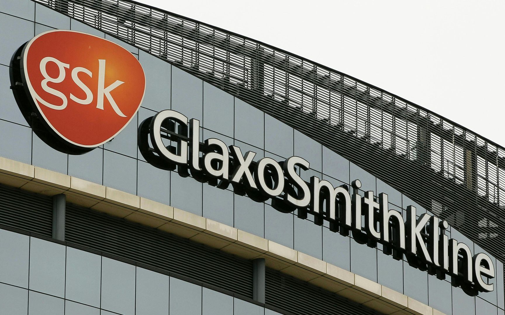 GSK steigert Gewinn dank starker Onkologie-Sparte und hebt Prognose an