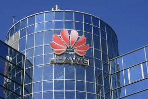 Huawei-Gründer relativiert Chip-Fortschritt – und kritisiert US-Übertreibung im Handelskonflikt