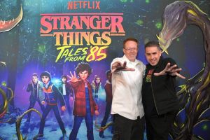 Ian Graham und Eric Robles bei der Stranger Things: Tales from '85-Preview