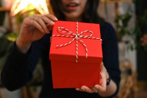 Ich schenk’ mir was: neuer Geschenke-Trend zum Fest