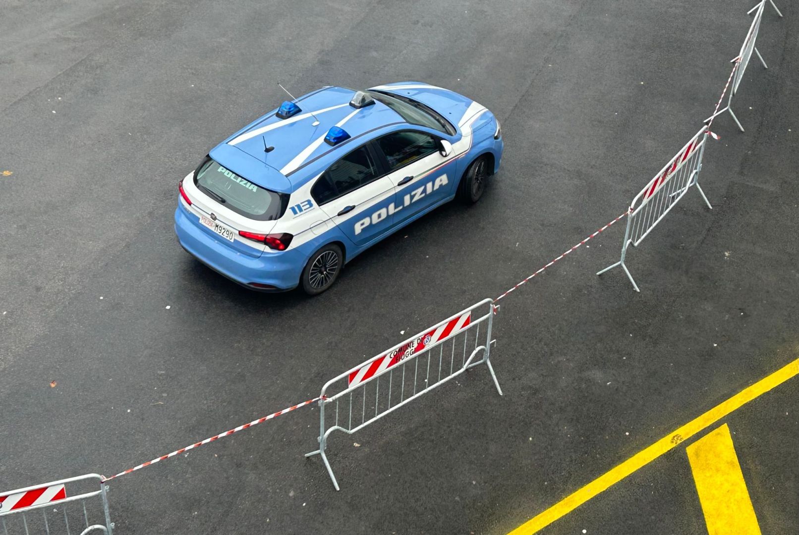ILLUSTRATION - Auto der italienischen Polizei