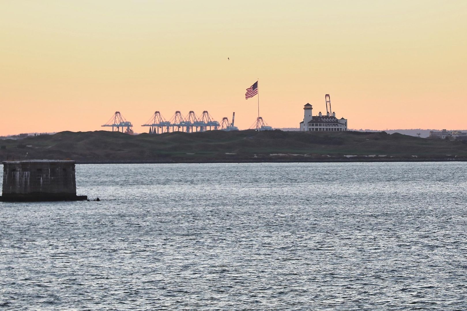 Industrieanlagen (Archiv)