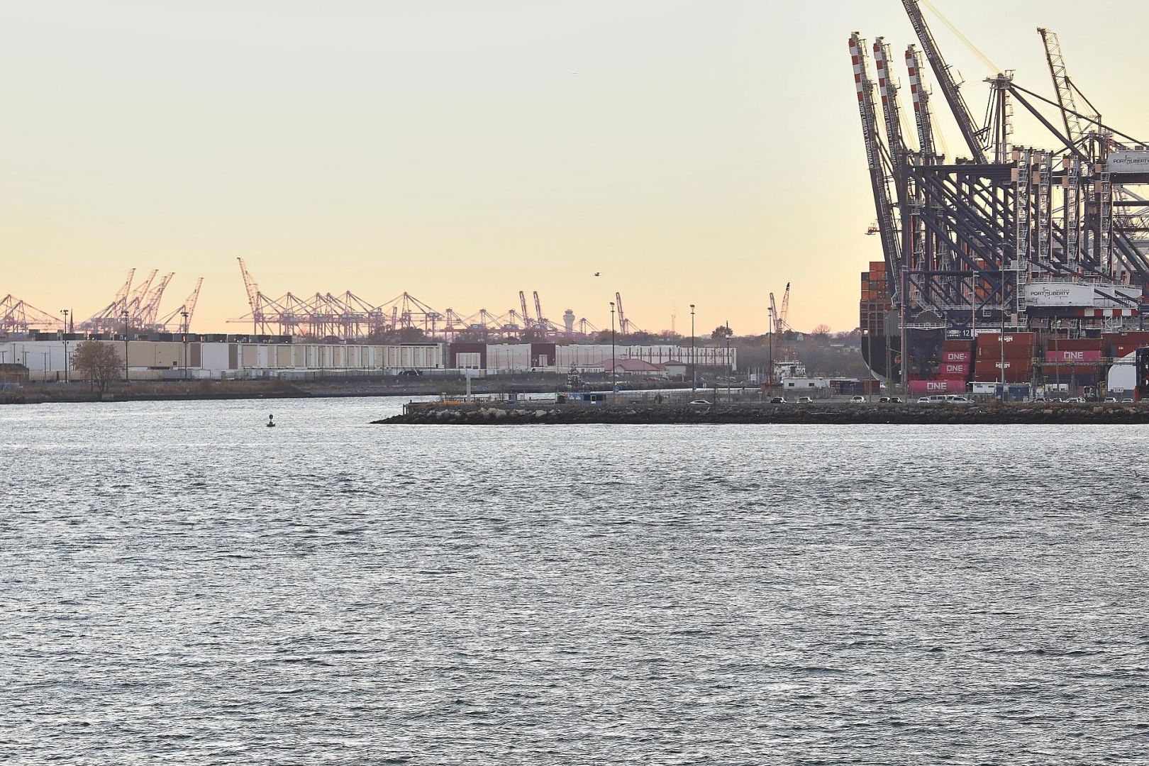 Industrieanlagen (Archiv)