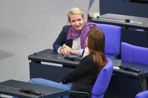 Ines Schwerdtner und Heidi Reichinnek am 06.05.2025