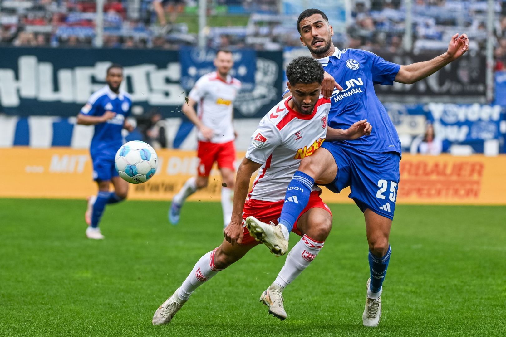 Jahn Regensburg - FC Schalke 04