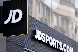 JD Sports senkt Jahresprognose aufgrund schwacher Nachfrage und unüblicher Wetterbedingungen